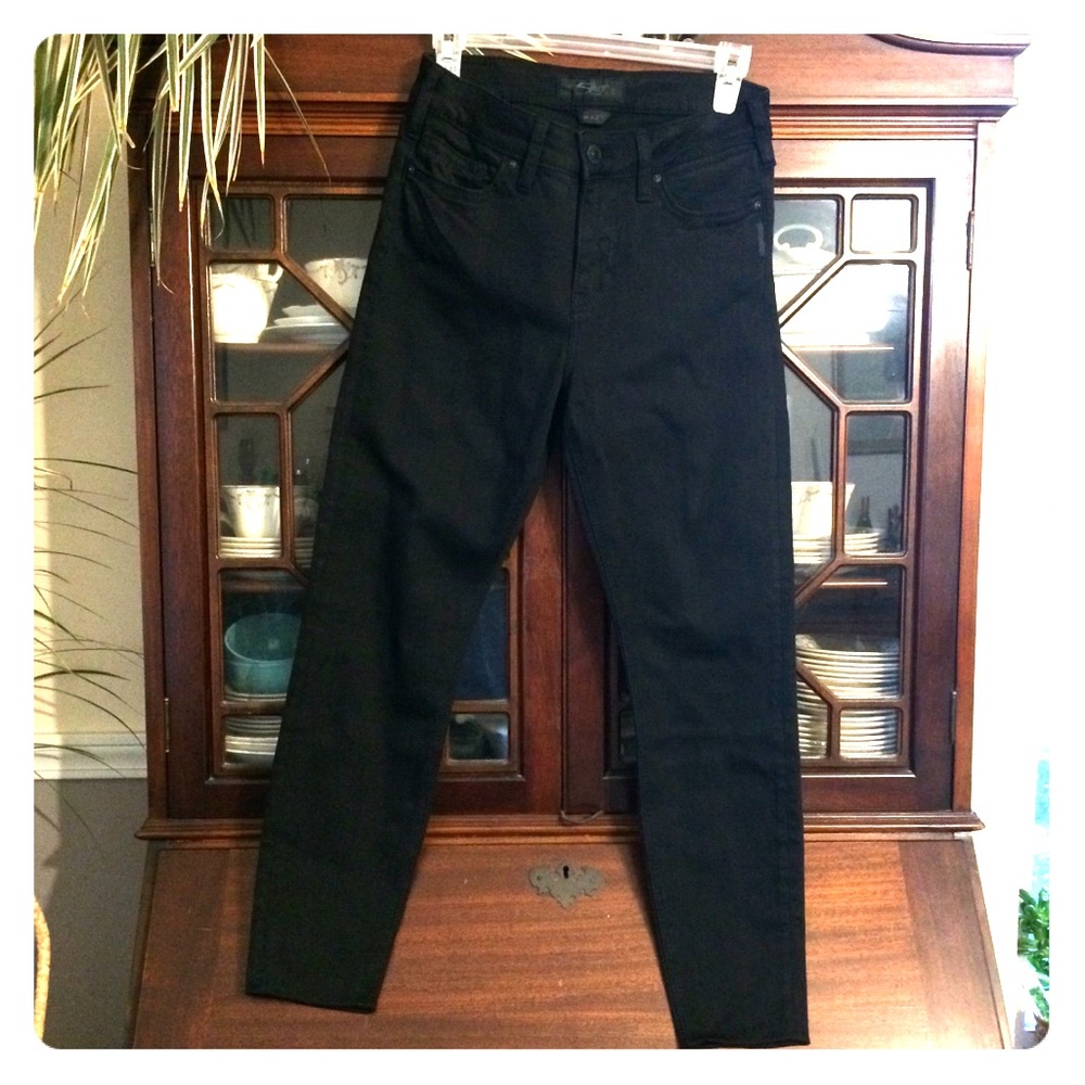 New without tags Silver Jeans